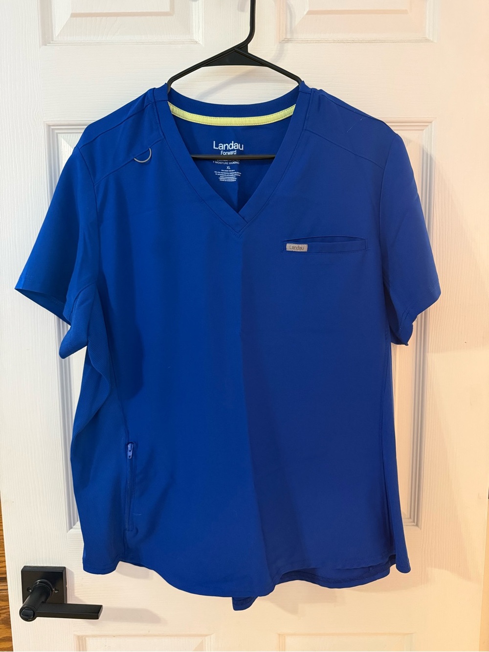 Landau Forward Scrub Top